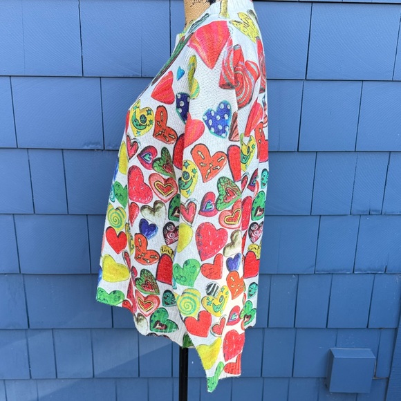Colorful Heart Print Lightweight Sweater NWOT medium - Picture 8 of 8